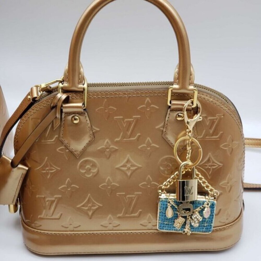 Authentic Louis Vuitton Gold Padlock 🔒 Key Set w/ Unbranded Tweed Bag Charm - Picture 6 of 6